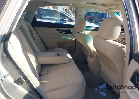 2013 Nissan Altima 2.5 Sv z USA, uszkodzony, nr VIN 1N4AL3AP5DN457748